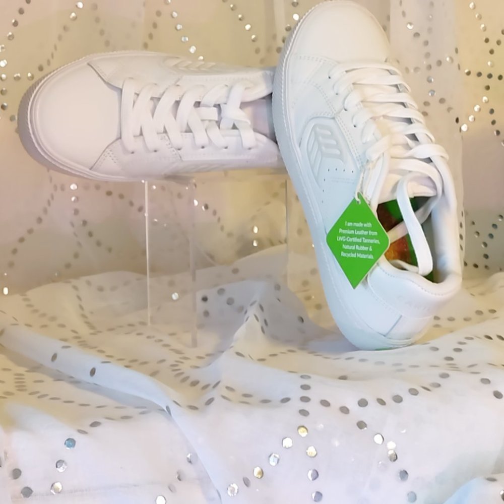 CARIUMA SALVAS LEATHER ICE WHITE LEATHER SNEAKER - 8.5 Women or 7 Men